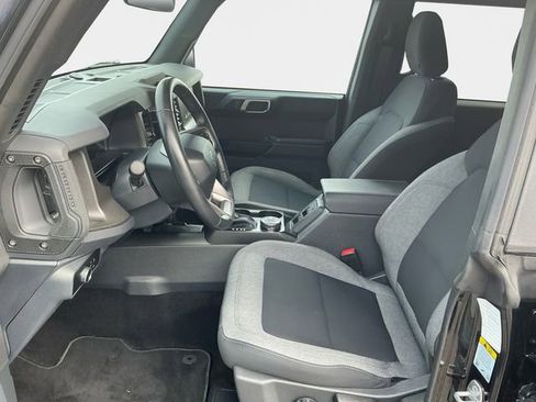 Used 2025 Ford Bronco Big Bend image 12