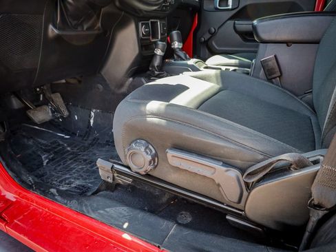 Used 2022 Jeep Wrangler Sport AWD/4WD image 13