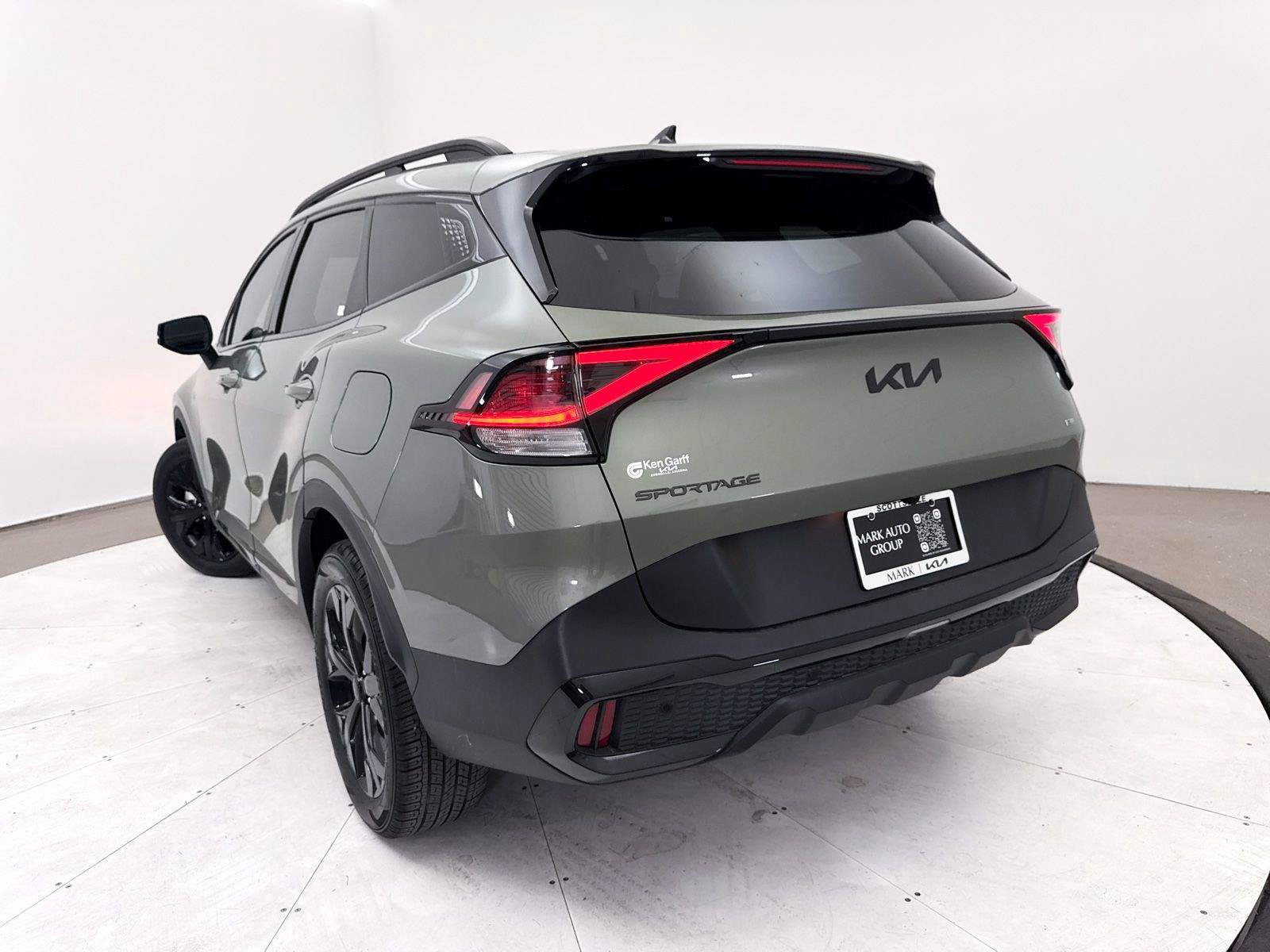 Used 2025 Kia Sportage X-Line w/ Premium Package AWD/4WD image 8