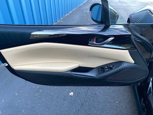 Used 2016 MAZDA MX-5 Miata Grand Touring image 30