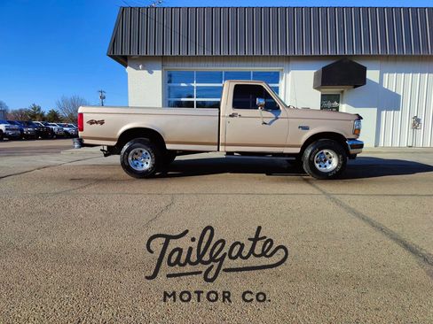 Used 1996 Ford F150 4x4 Regular Cab image 1