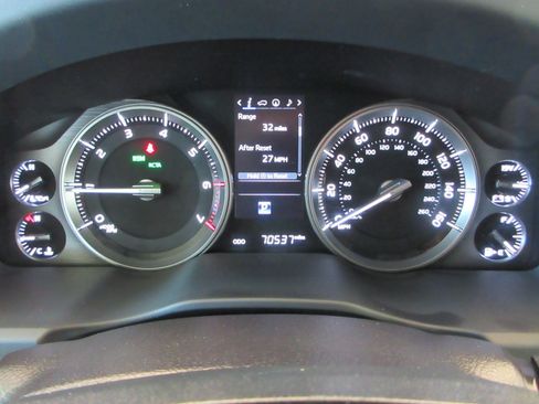 Used 2021 Toyota Land Cruiser AWD/4WD image 39