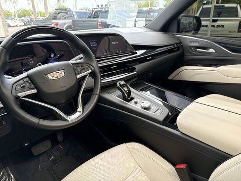 Used 2024 Cadillac Escalade Sport w/ LPO, ONYX Package AWD/4WD image 20