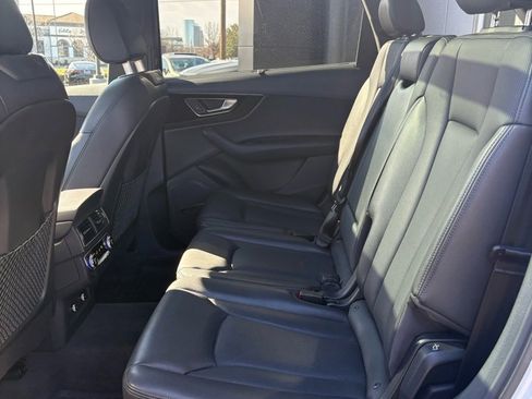 Used 2019 Audi Q7 3.0T Prestige image 13