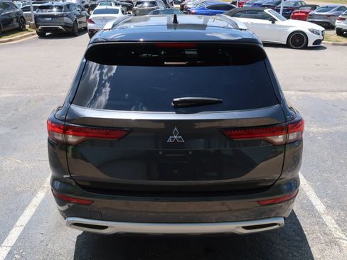 Used 2024 Mitsubishi Outlander SEL AWD/4WD image 11