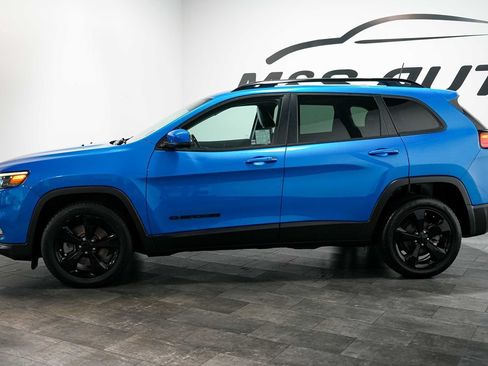 Used 2020 Jeep Cherokee Latitude Plus FWD image 3