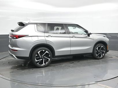 Used 2024 Mitsubishi Outlander SE