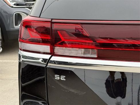 New 2026 Volkswagen Atlas SE image 5