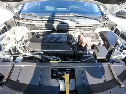 Used 2023 Nissan Rogue SV image 21