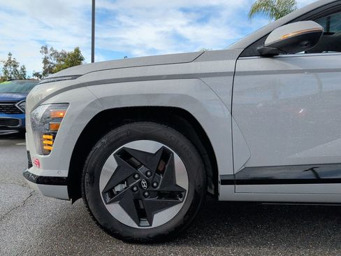 Certified 2024 Hyundai Kona Limited FWD image 20