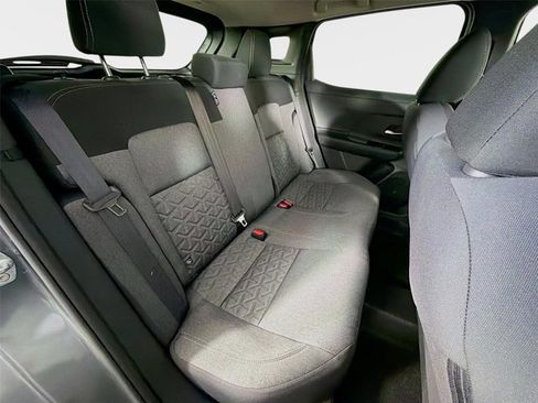 Used 2026 Nissan Kicks SV FWD image 23