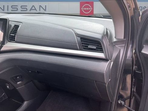 Used 2022 Honda Odyssey EX-L image 25