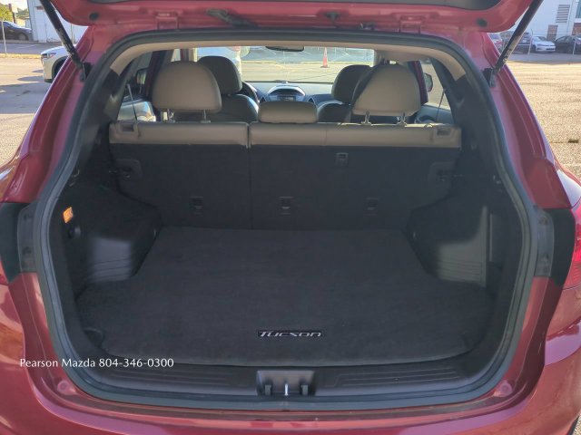 Used 2015 Hyundai Tucson GLS w/ Option Group 02 FWD image 14