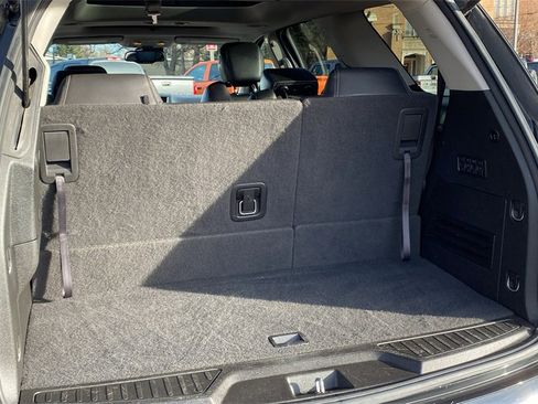 Used 2016 GMC Acadia Denali image 11