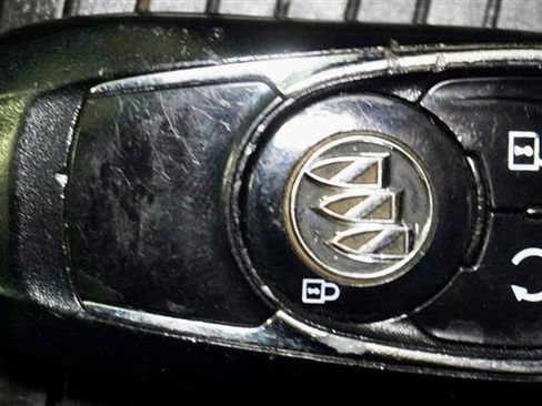 Used 2018 Buick Encore Premium image 29