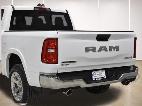 New 2026 RAM 1500 Big Horn AWD/4WD image 9