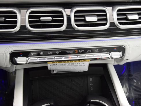 New 2026 Mercedes-Benz Maybach GLS 600 4MATIC image 29