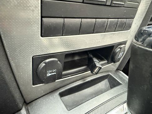 Used 2010 Jeep Grand Cherokee Laredo w/ Sun/Sound Group image 26