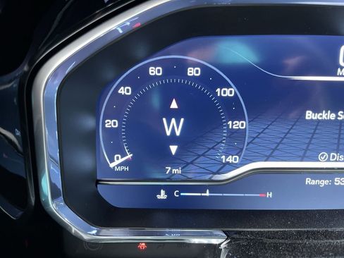 New 2025 GMC Sierra 1500 Elevation image 12