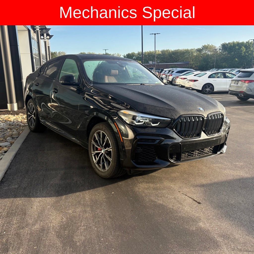 Used 2022 BMW X6 xDrive40i w/ M Sport Package AWD/4WD image 4