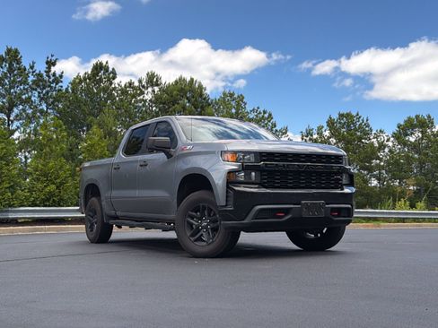 Used 2021 Chevrolet Silverado 1500 Custom Trail Boss AWD/4WD image 2