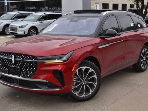 New 2026 Lincoln Nautilus Reserve image 12