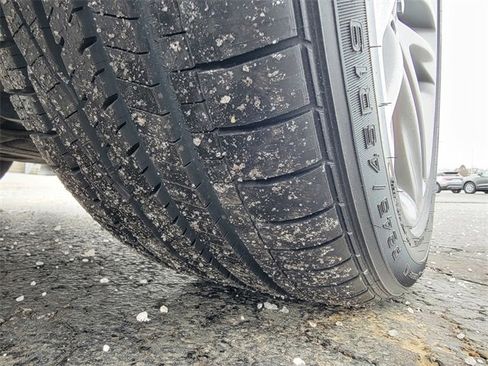 Used 2018 Lincoln MKC Reserve w/ Lincoln MKC Climate Package image 18