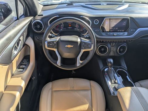 Used 2021 Chevrolet Blazer LT image 17
