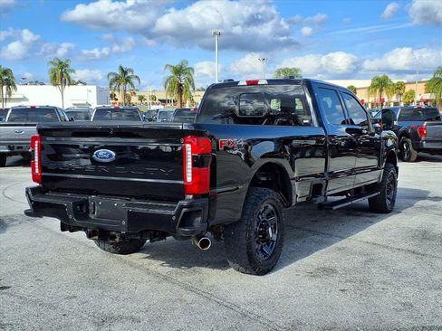 Used 2023 Ford F350 Lariat w/ Lariat Ultimate Package image 7