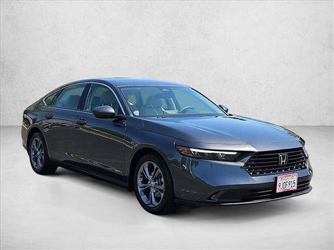Used 2024 Honda Accord EX image 3