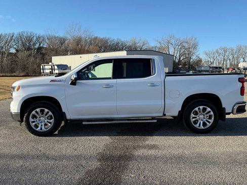 Used 2024 Chevrolet Silverado 1500 LTZ AWD/4WD image 6