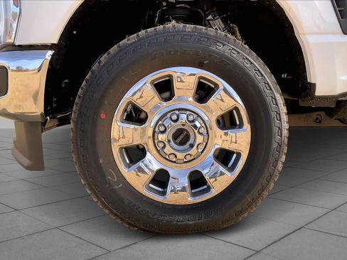 New 2026 Ford F250 Lariat w/ Lariat Premium Package AWD/4WD image 11