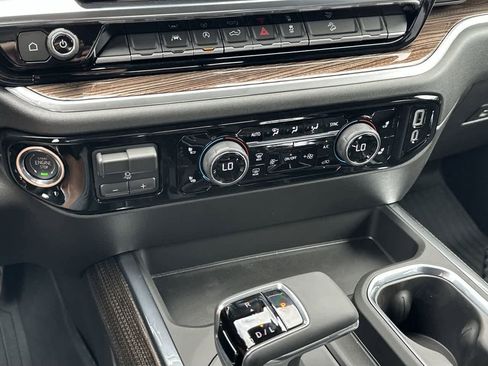 New 2026 Chevrolet Silverado 1500 LT image 17