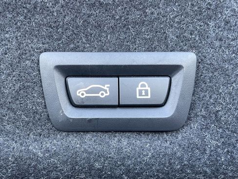 Used 2020 BMW M340i xDrive w/ Premium Package image 38