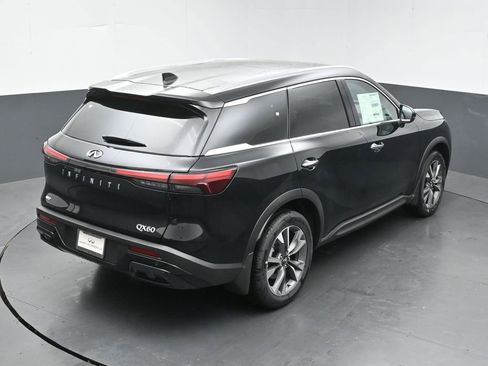 Certified 2025 INFINITI QX60 Luxe image 45