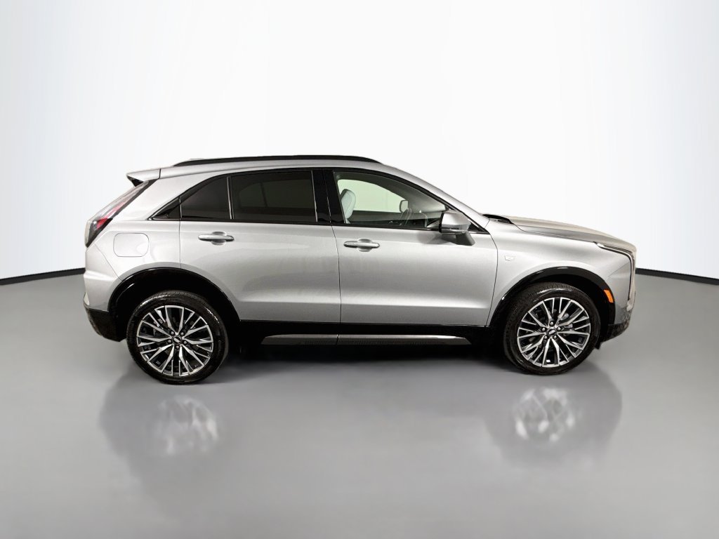 Used 2024 Cadillac XT4 Sport AWD/4WD image 8