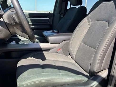 Used 2019 RAM 1500 Big Horn AWD/4WD image 10