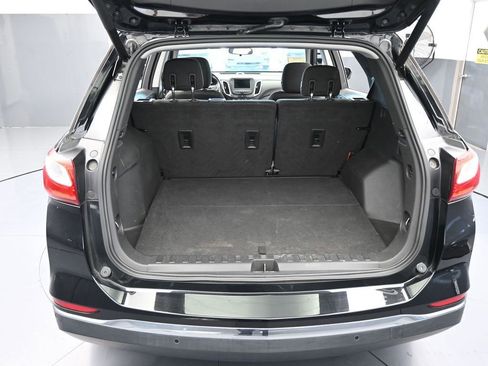 Used 2020 Chevrolet Equinox LT image 38