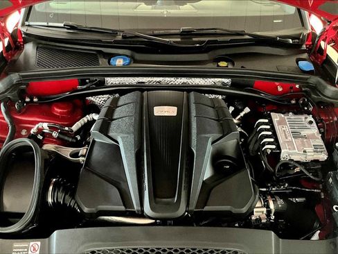 Used 2025 Porsche Macan S image 24