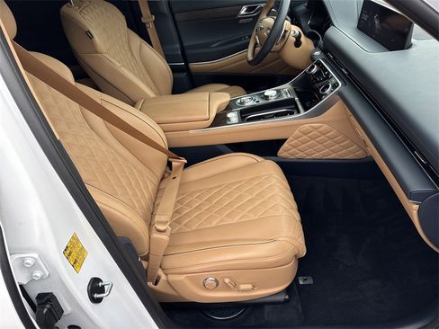 Used 2024 Genesis GV80 3.5T Prestige Signature image 13