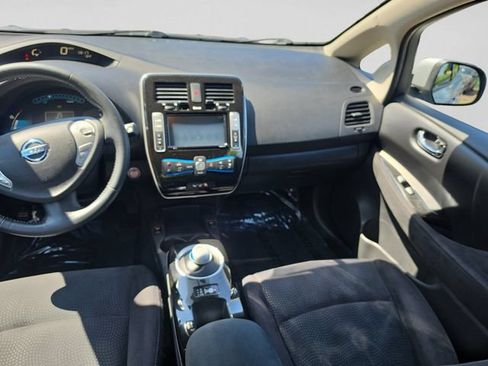 Used 2016 Nissan Leaf SV FWD image 15