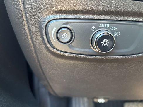 Certified 2024 Chevrolet Equinox LT w/ LPO, Floor Liner Package image 27