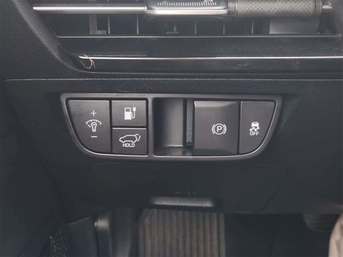 Certified 2024 Kia EV6 Wind image 21