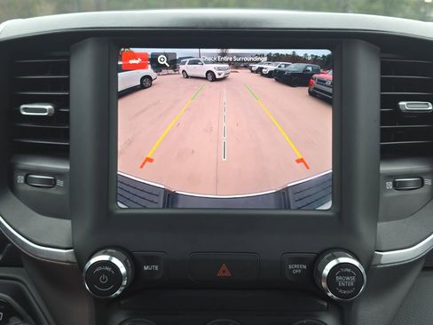 Used 2024 RAM 2500 Big Horn w/ Bed Utility Group image 26