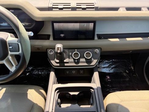 Used 2020 Land Rover Defender 110 S AWD/4WD image 15