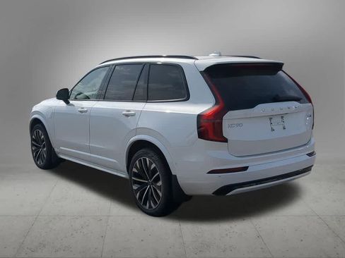 New 2026 Volvo XC90 T8 Ultra w/ Protection Package Premier image 4