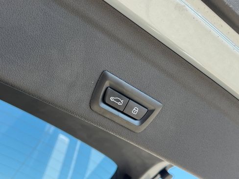 Used 2025 BMW X6 M60i image 21