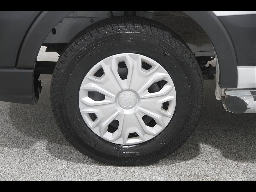 Used 2025 Ford Transit 250 Low Roof w/ Exterior Upgrade Package RWD image 19