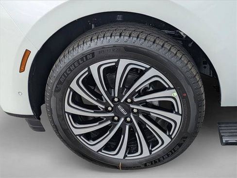 New 2025 Lincoln Navigator Black Label AWD/4WD image 16
