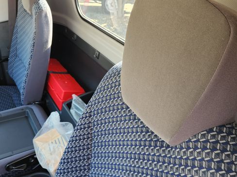 New 2025 Chevrolet Low Cab Forward 5500XG image 17